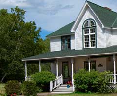 Home in the Pines Bed & Breakfast Inn, beautiful wooded views, peaceful country inn
